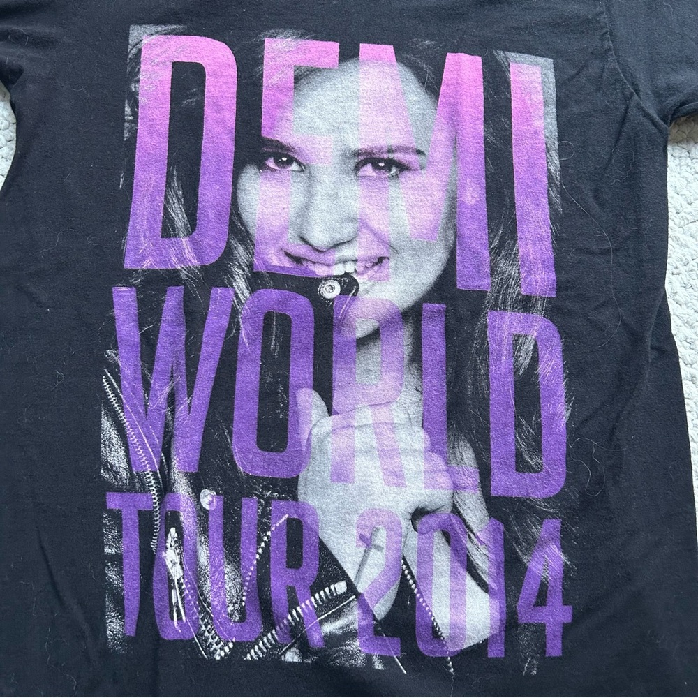 Demi World Tour 2014 Women's Black and Purple Tee